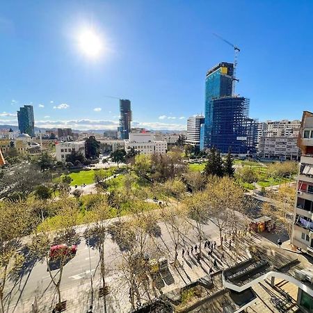 טיראנה Scanderbeg Square 2Br Apt מראה חיצוני תמונה